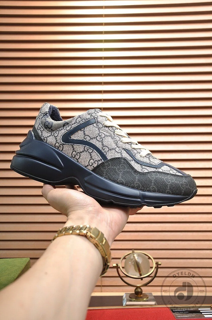 Gucci Monogram Pattern Designer Fashion Sneakers for Men and Women